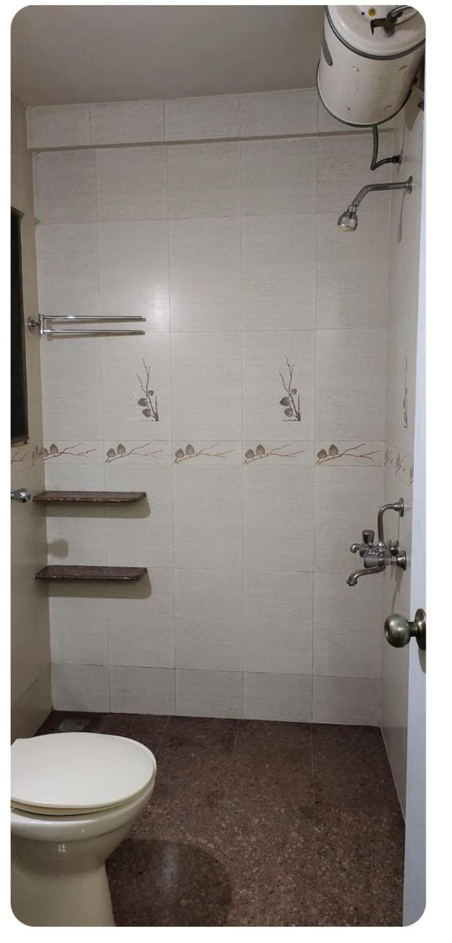 Service In Aundh Homestay *